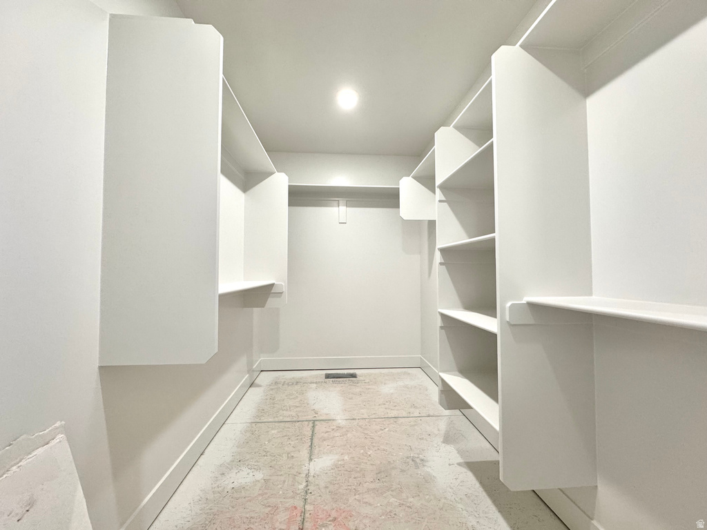 3193 N 2825 W #43 Plain City, UT 84404