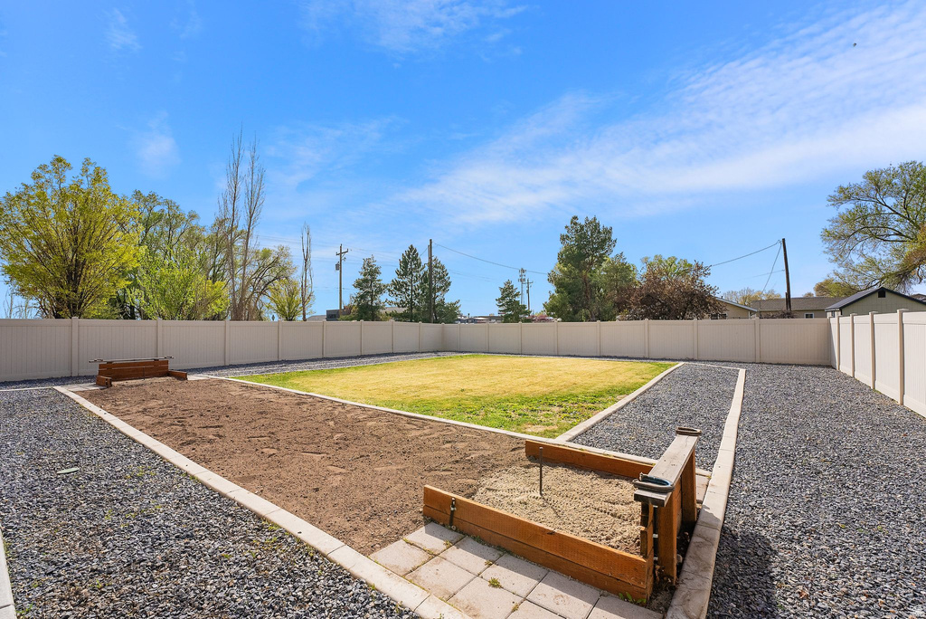 177 S CENTURY DR Ogden, UT 84404