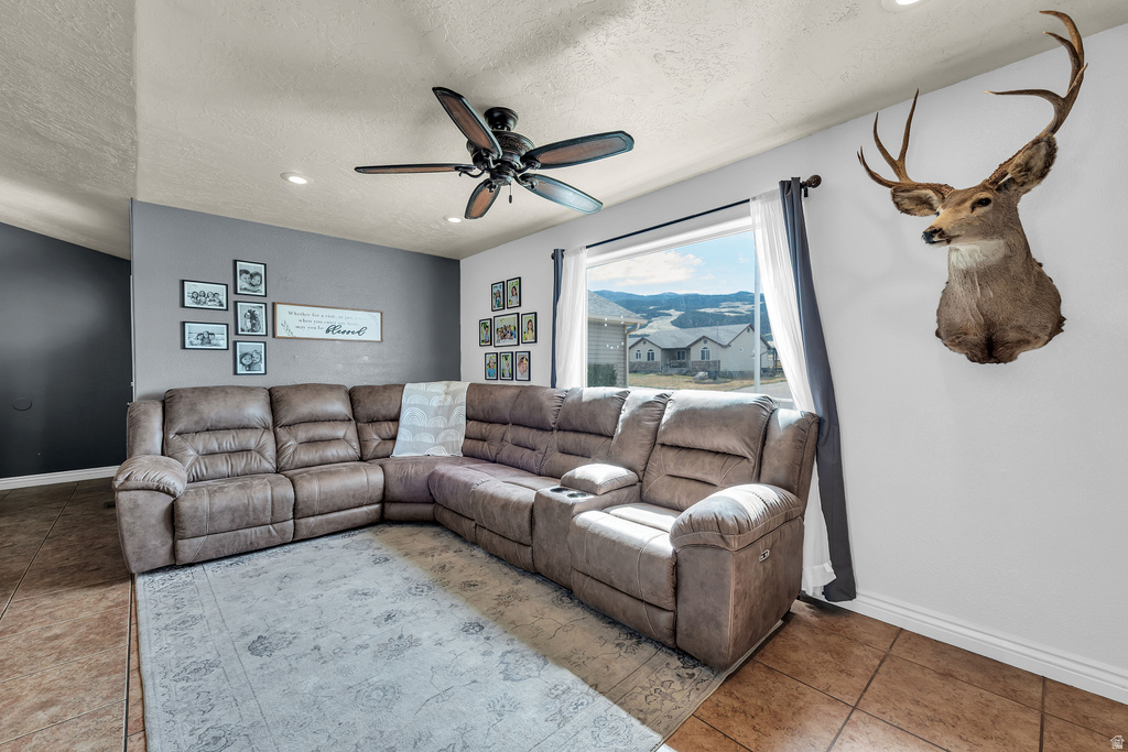 1901 SADDLEBACK DR Enoch, UT 84721
