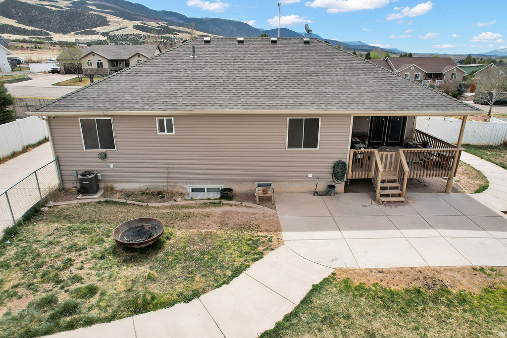 1901 SADDLEBACK DR Enoch, UT 84721
