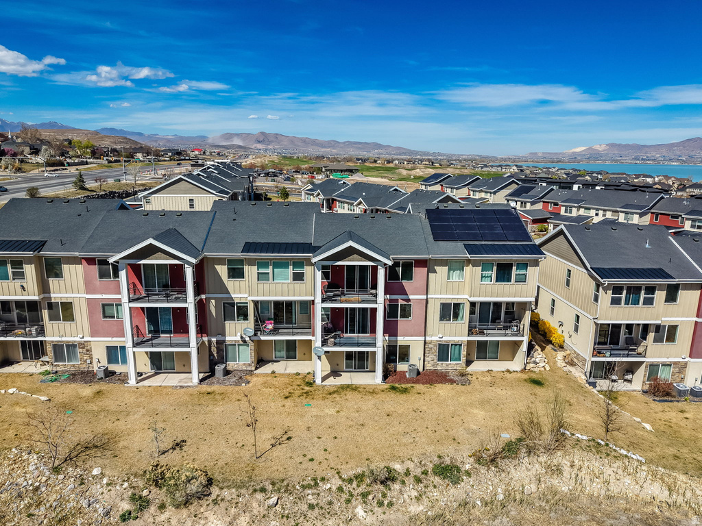37 E CHIP SHOT LOOP #4B Saratoga Springs, UT 84045