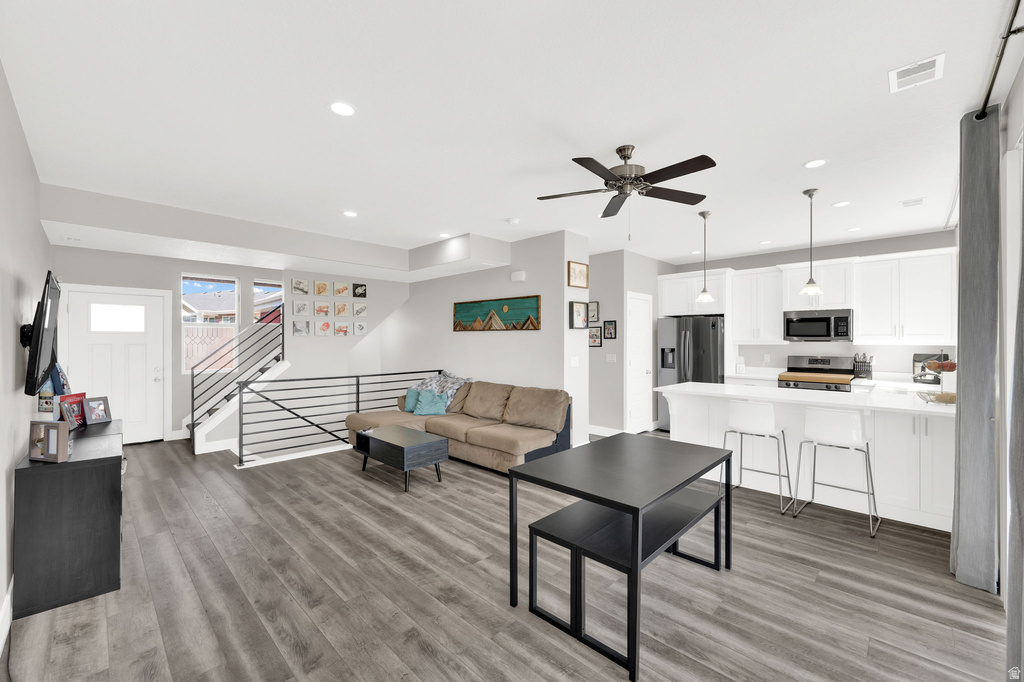 37 E CHIP SHOT LOOP #4B Saratoga Springs, UT 84045