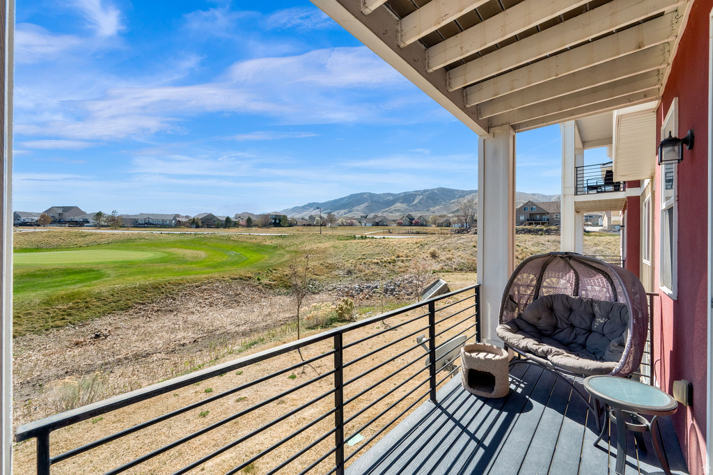 37 E CHIP SHOT LOOP #4B Saratoga Springs, UT 84045