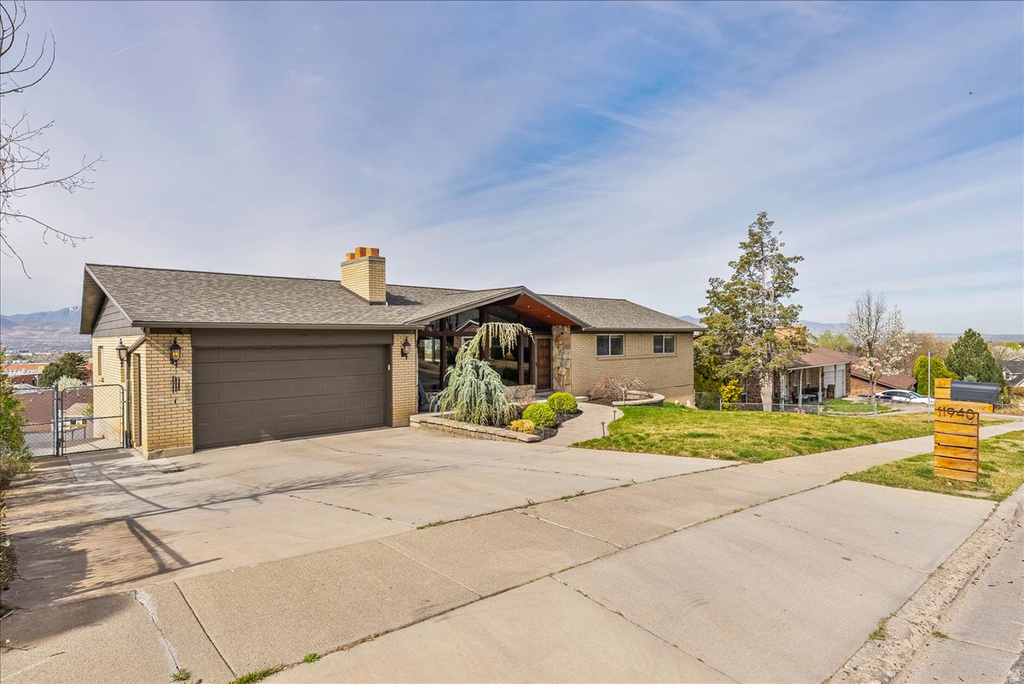 11940 S PINERIDGE RD Sandy, UT 84094