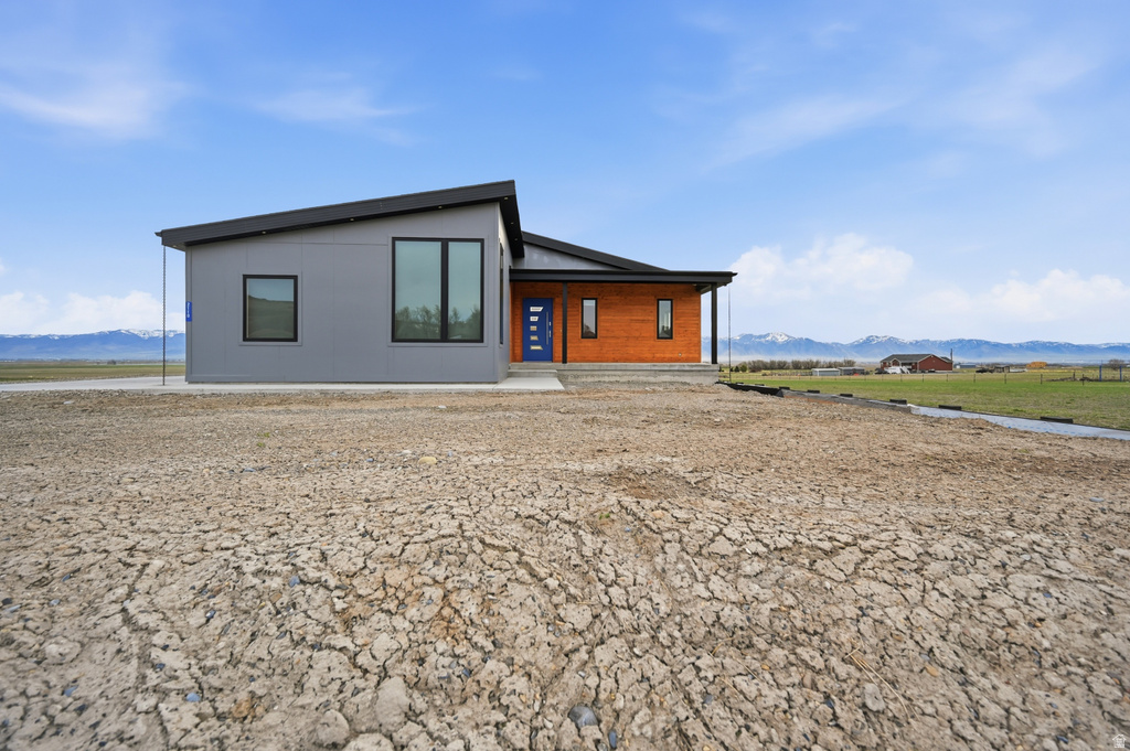 2110 N 6750 W Mendon, UT 84325