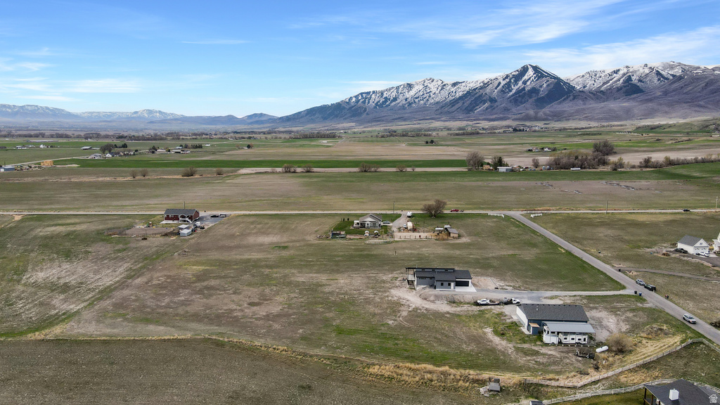2110 N 6750 W Mendon, UT 84325