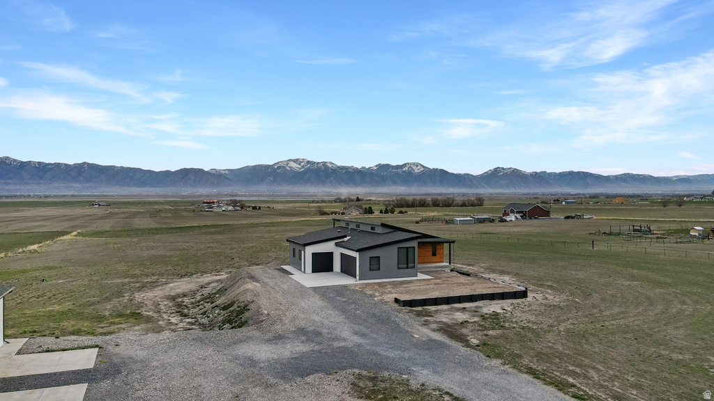 2110 N 6750 W Mendon, UT 84325