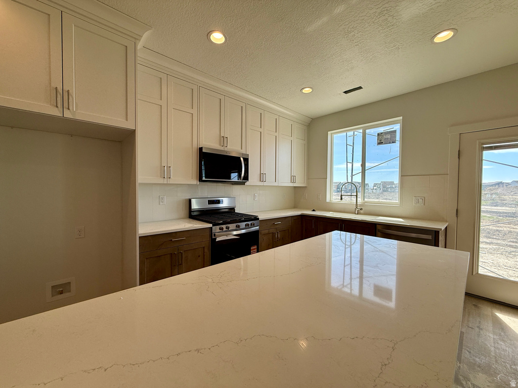 2829 W GUERNSEY LN #218 Plain City, UT 84404