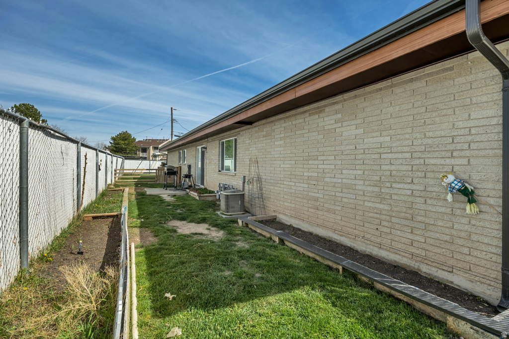 2318 W 3650 S West Valley City, UT 84119