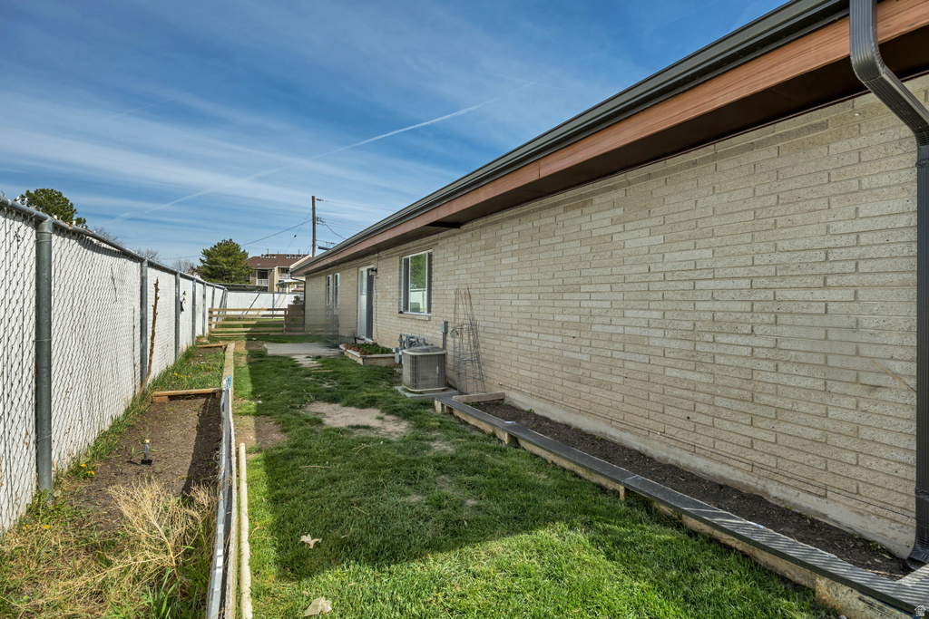 2318 W 3650 S West Valley City, UT 84119