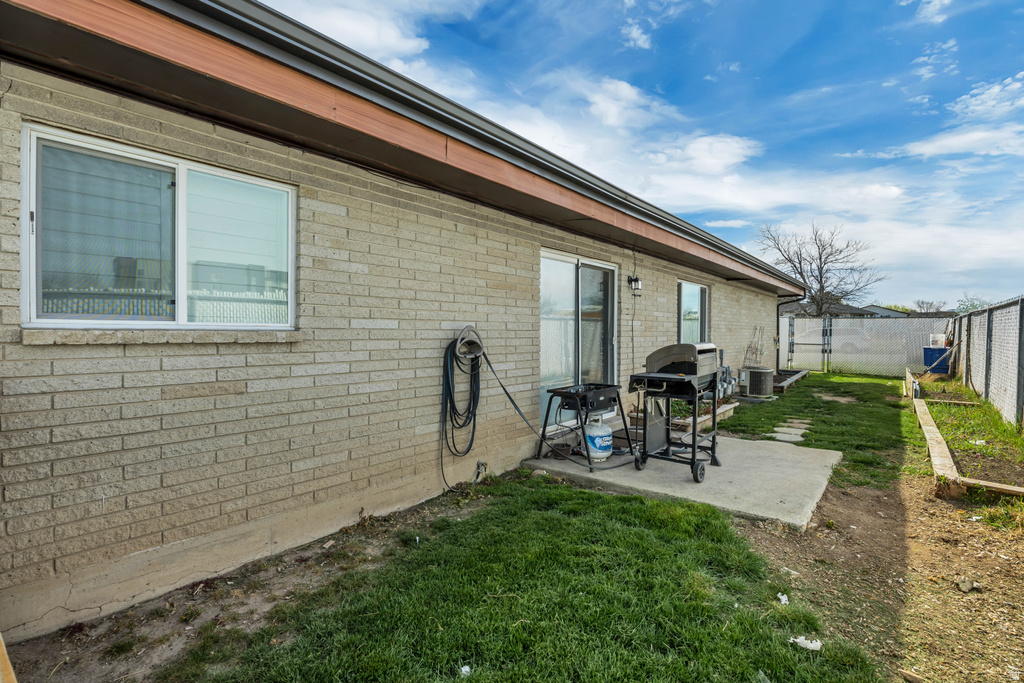 2318 W 3650 S West Valley City, UT 84119