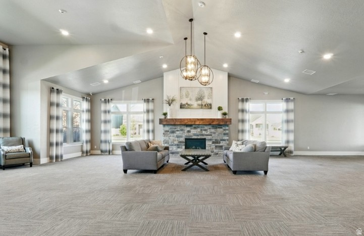 2353 W THOMAS CT Syracuse, UT 84075