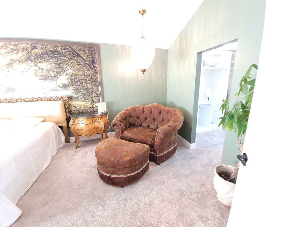 2451 W TANYA AVE West Jordan, UT 84088