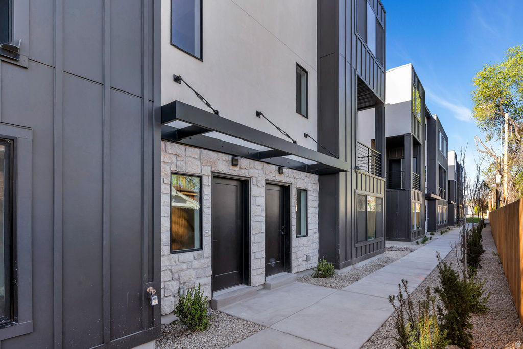 1380 S 900 W #502 Salt Lake City, UT 84104