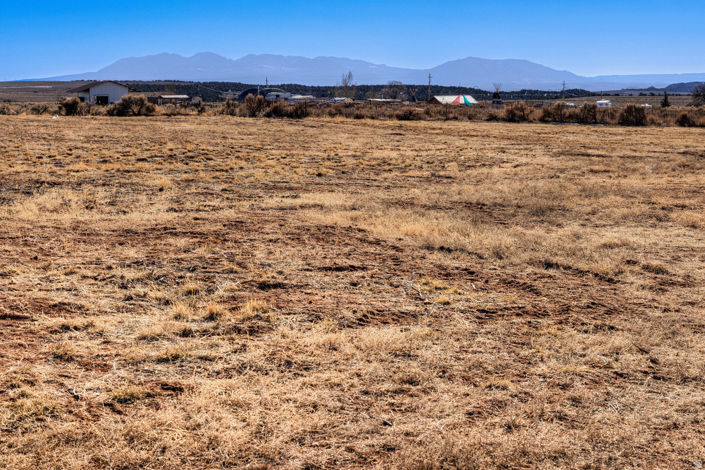 112 E MADDISON AVE La Sal, UT 84530