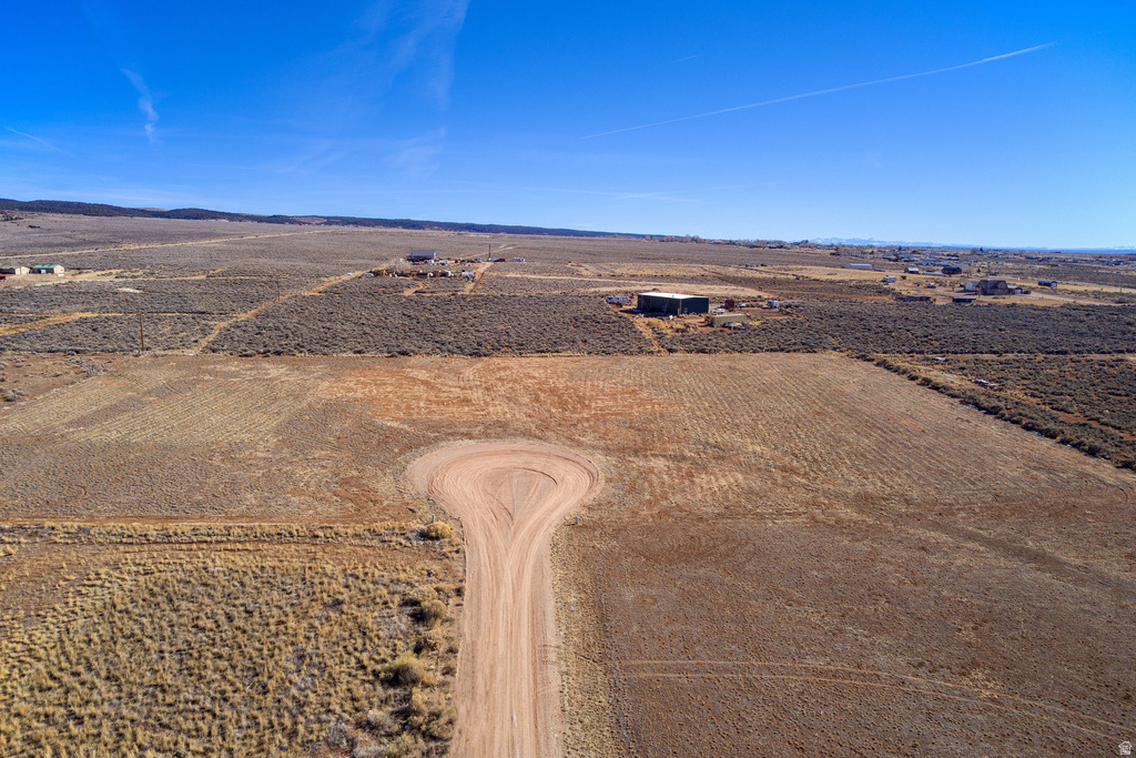 112 E MADDISON AVE La Sal, UT 84530