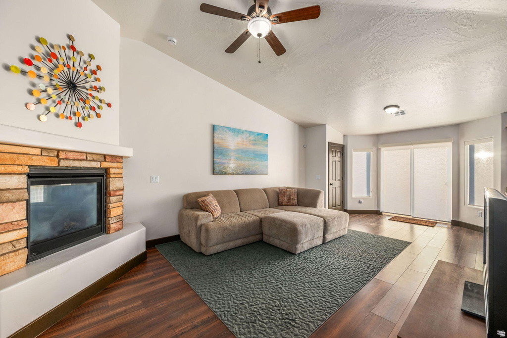 5097 N SCENIC DR Enoch, UT 84721