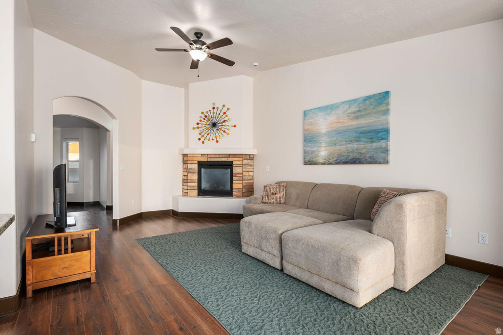5097 N SCENIC DR Enoch, UT 84721