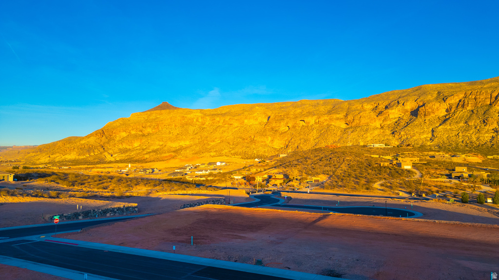 26  THE VIEWS AT HURRICANE CLFS Hurricane, UT 84737