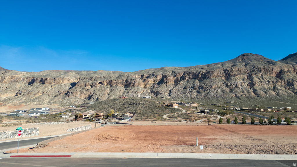 26  THE VIEWS AT HURRICANE CLFS Hurricane, UT 84737