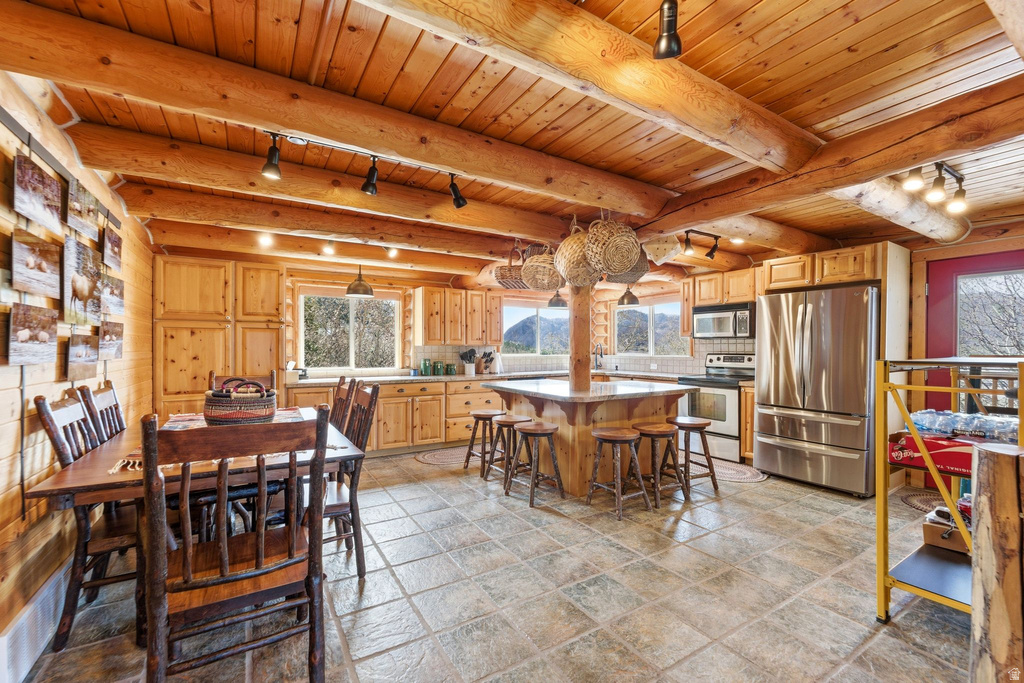 9025 WRANGLER WAY Oakley, UT 84055