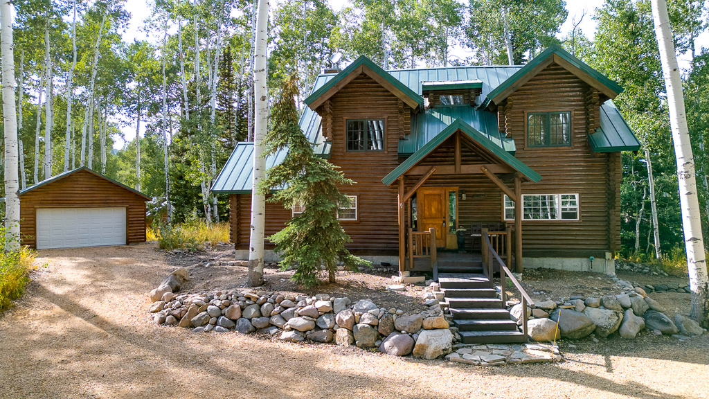 12084 ANTELOPE DR Heber City, UT 84032