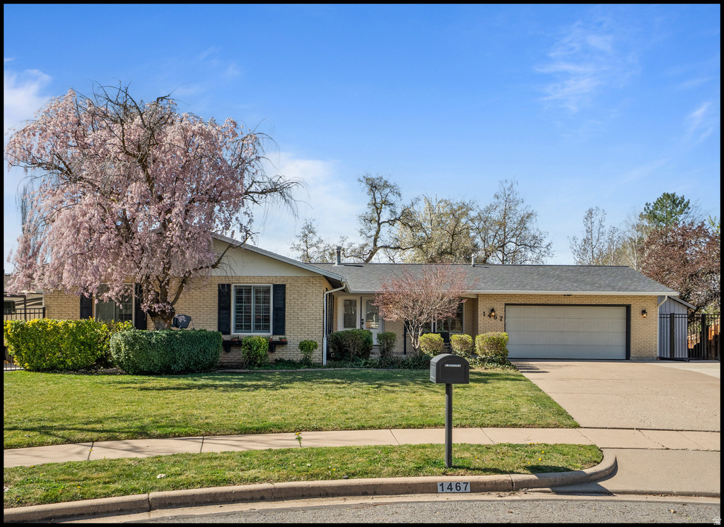 1467 BROWN LN Farmington, UT 84025