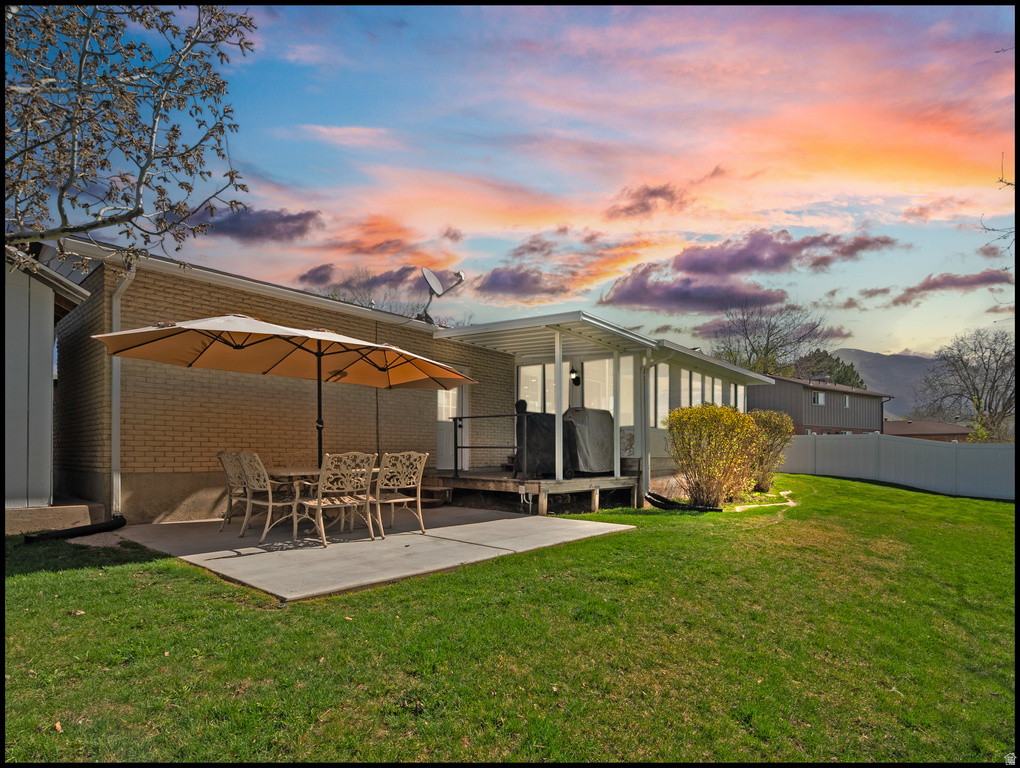 1467 BROWN LN Farmington, UT 84025