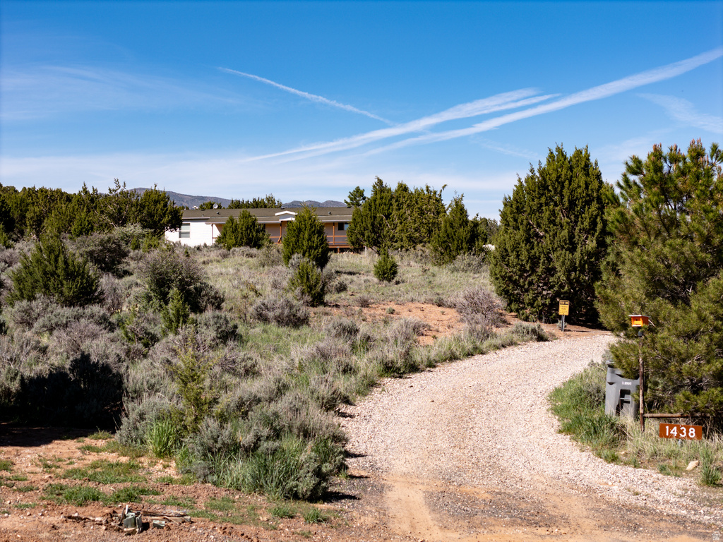 1438 S 2300 E New Harmony, UT 84757