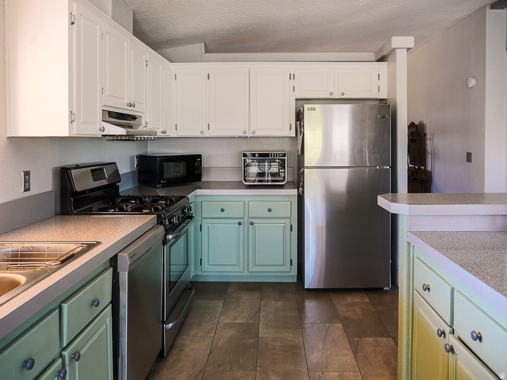 1438 S 2300 E New Harmony, UT 84757