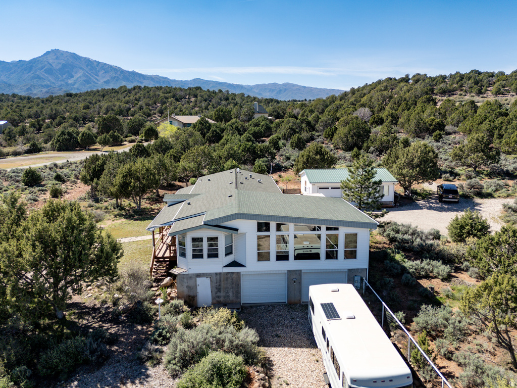 1438 S 2300 E New Harmony, UT 84757