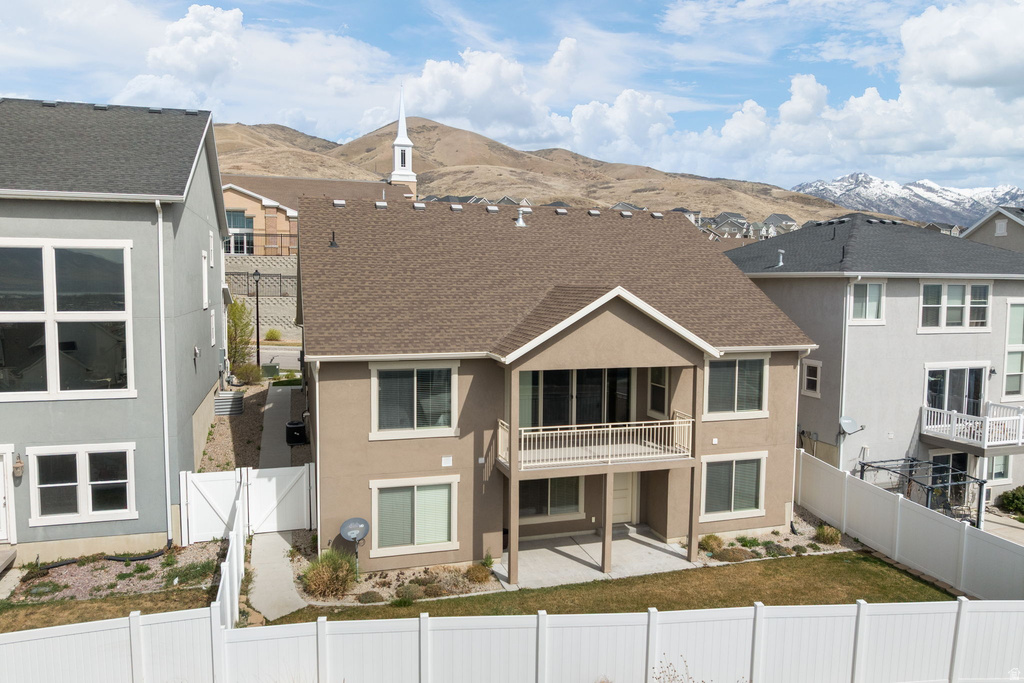 753 W 4050 N Lehi, UT 84048