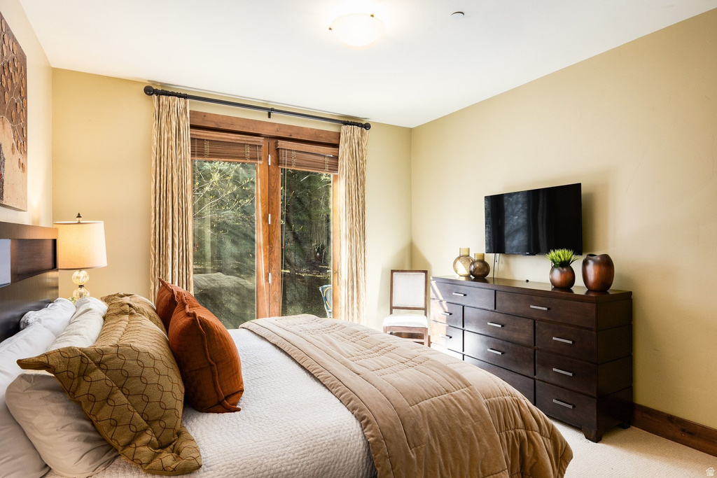 652 ROSSIE HILL DR Park City, UT 84060