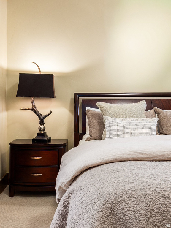 652 ROSSIE HILL DR Park City, UT 84060