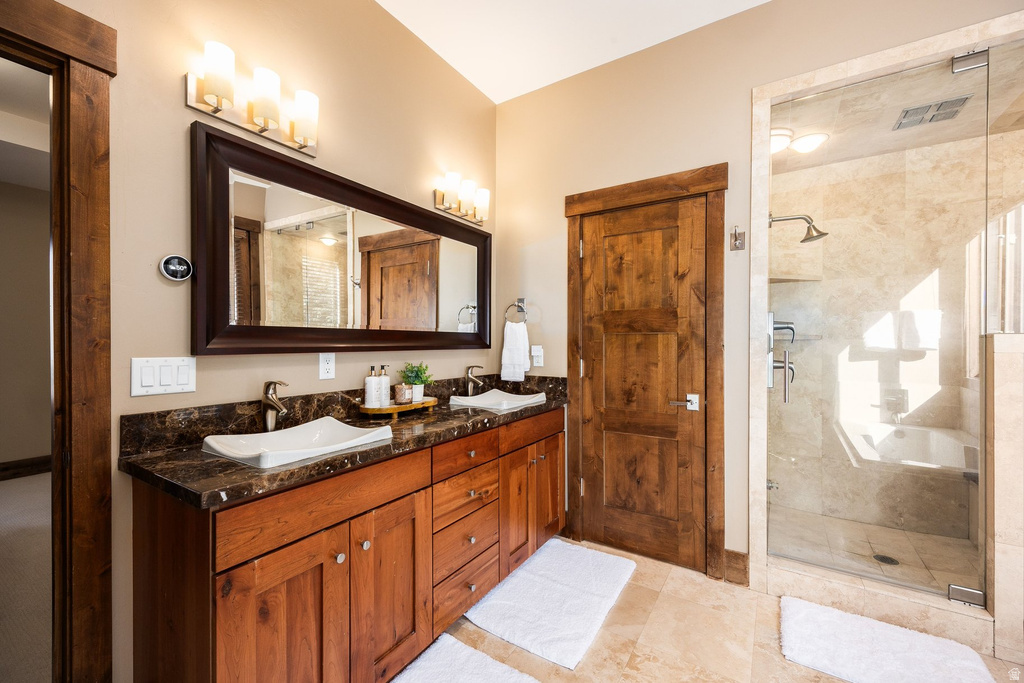 652 ROSSIE HILL DR Park City, UT 84060