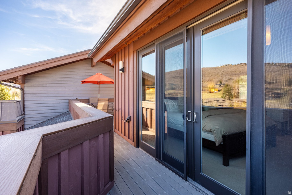 652 ROSSIE HILL DR Park City, UT 84060