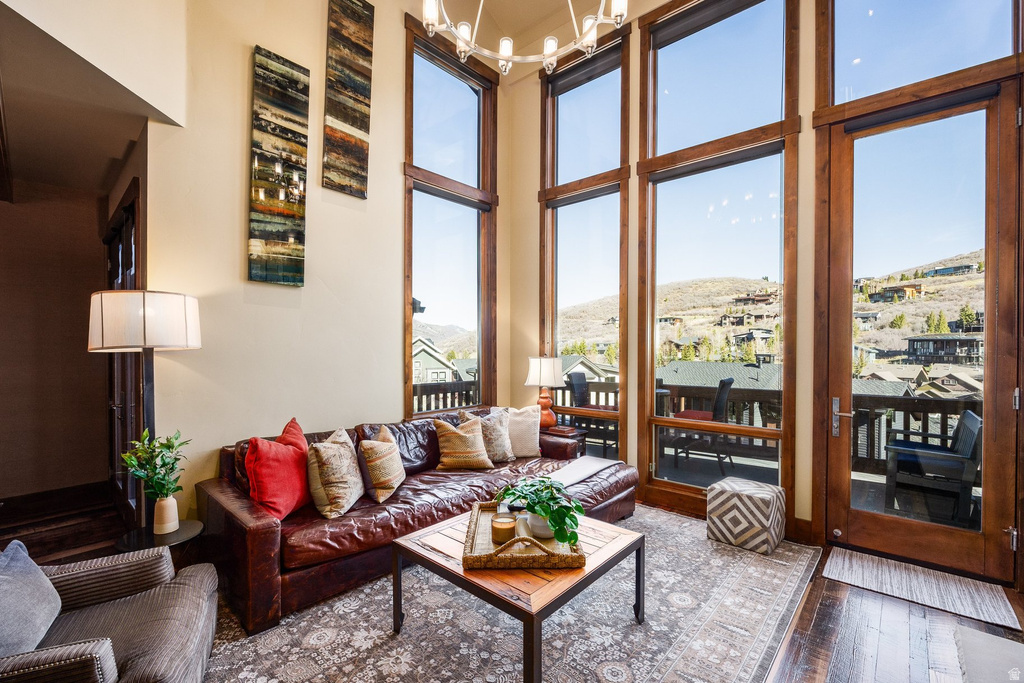 652 ROSSIE HILL DR Park City, UT 84060