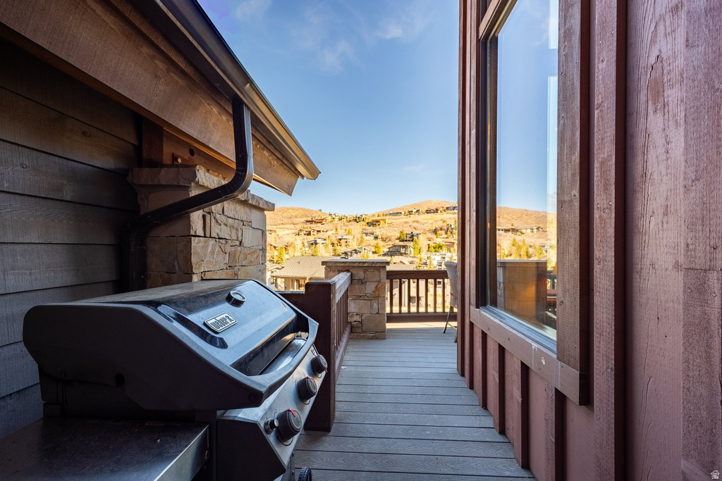 652 ROSSIE HILL DR Park City, UT 84060