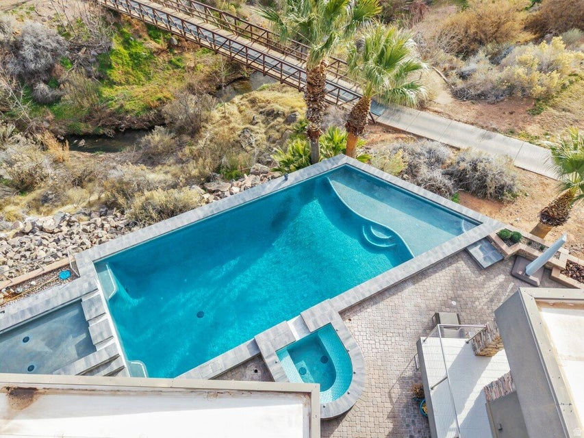 1957 W 350 N St George, UT 84770