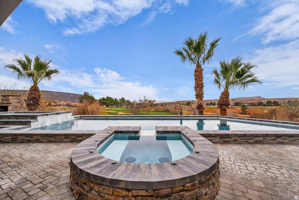 1957 W 350 N St George, UT 84770