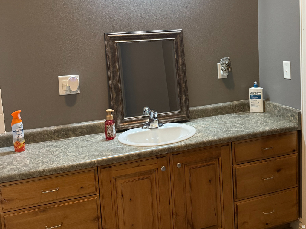 220 E 100 S Huntington, UT 84528