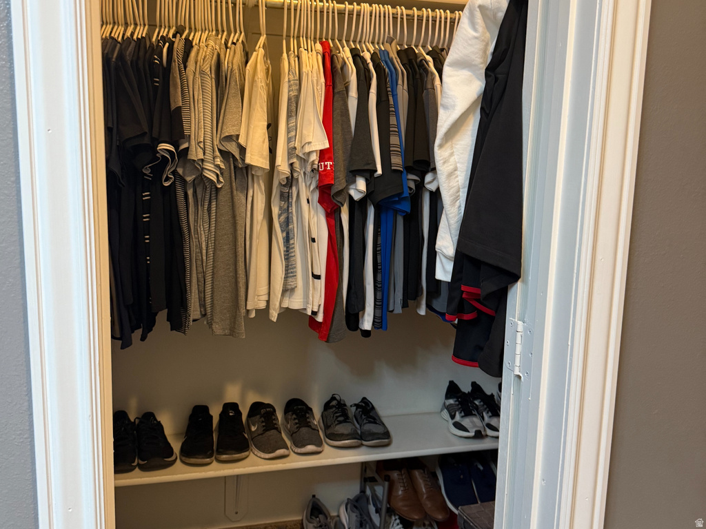 220 E 100 S Huntington, UT 84528