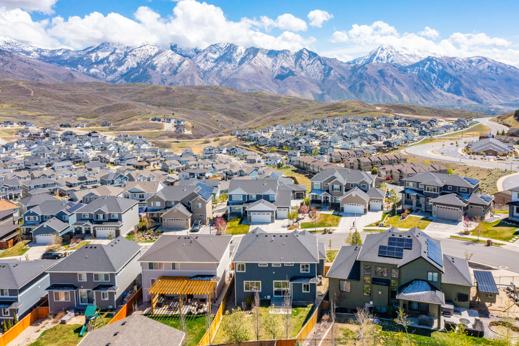 14732 S SNOW BLOSSOM WAY Draper, UT 84020