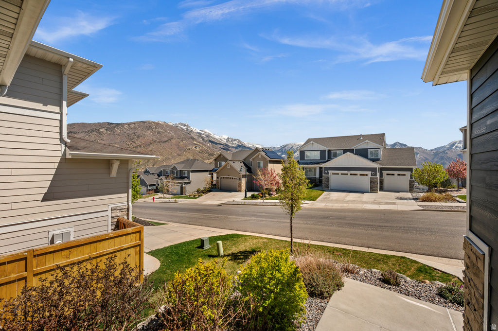 14732 S SNOW BLOSSOM WAY Draper, UT 84020