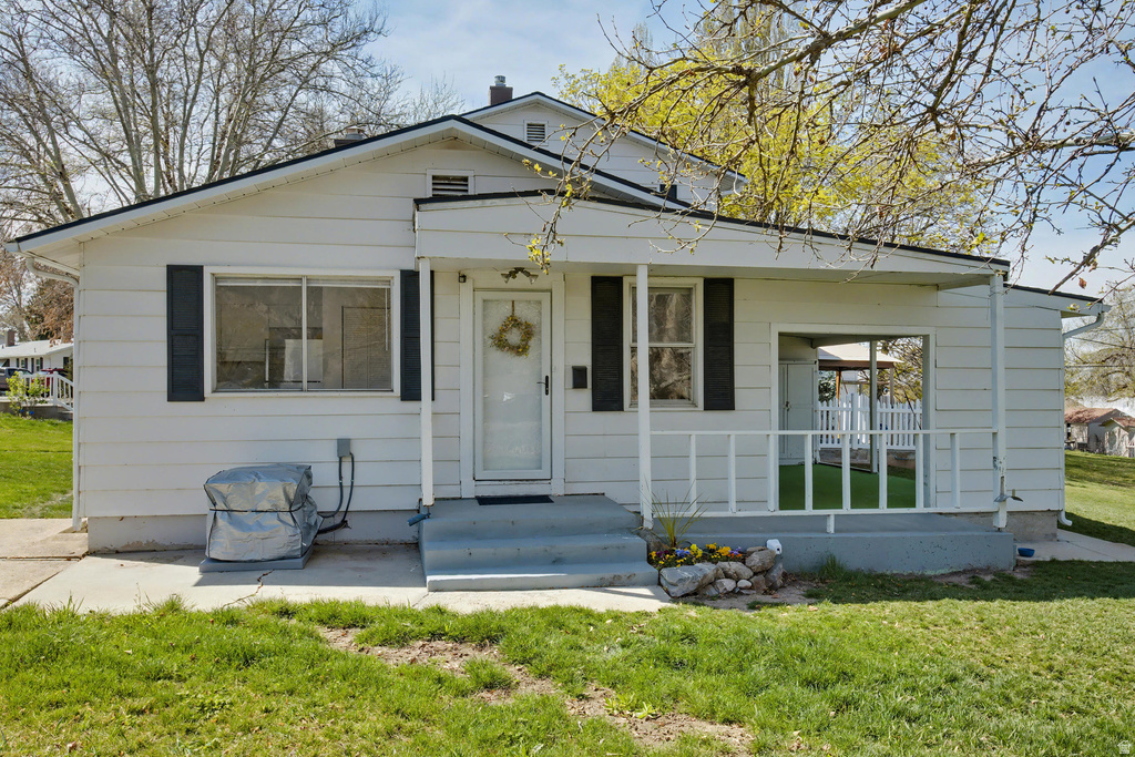 3813 S GRANDVIEW DR Ogden, UT 84403