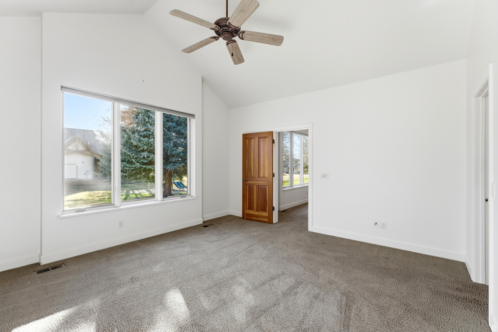 1152 N VILLAGE CIR Midway, UT 84049