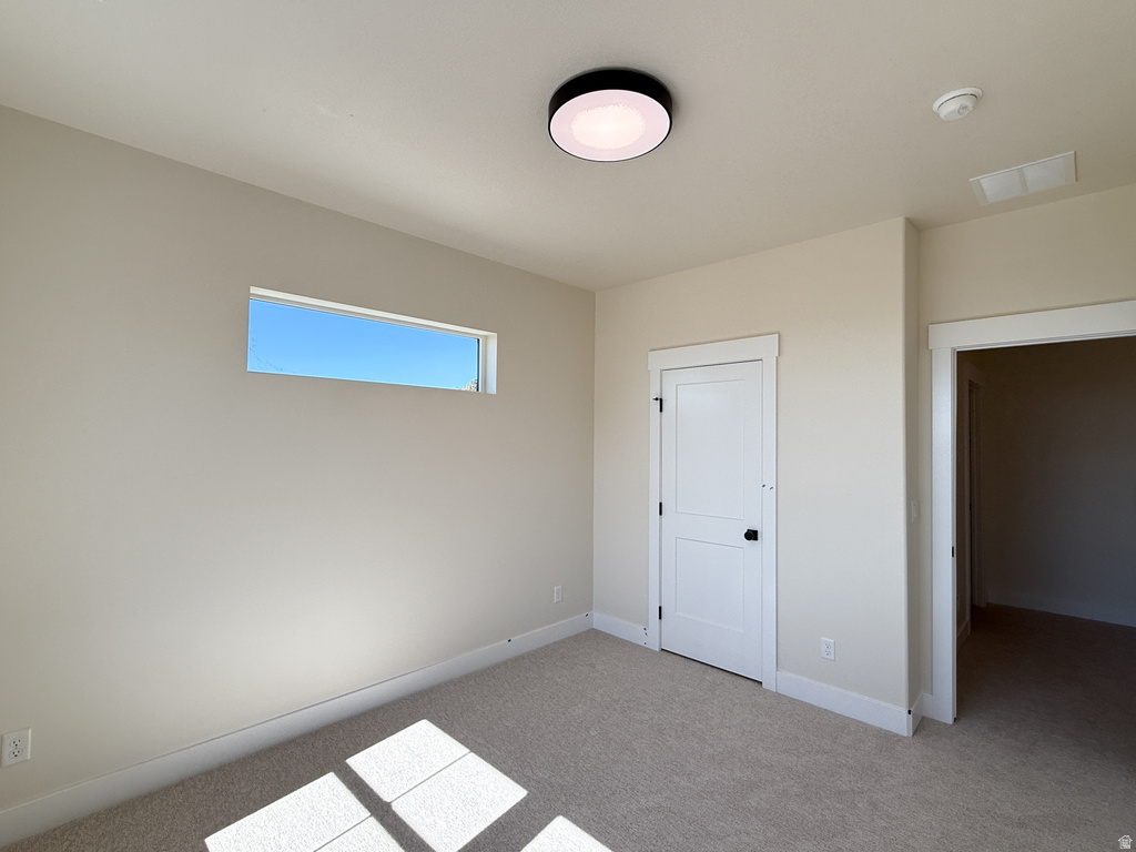 770 E MOUNTAIN RD North Ogden, UT 84414