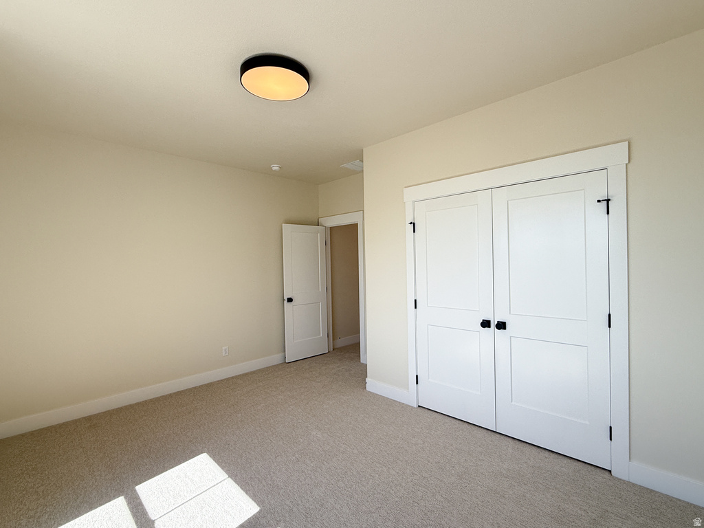 770 E MOUNTAIN RD North Ogden, UT 84414