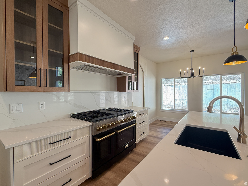 770 E MOUNTAIN RD North Ogden, UT 84414