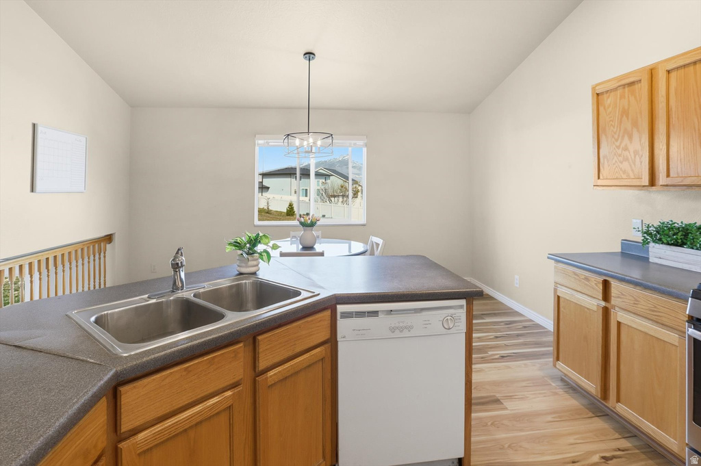 2512 N JONATHAN PL Saratoga Springs, UT 84045